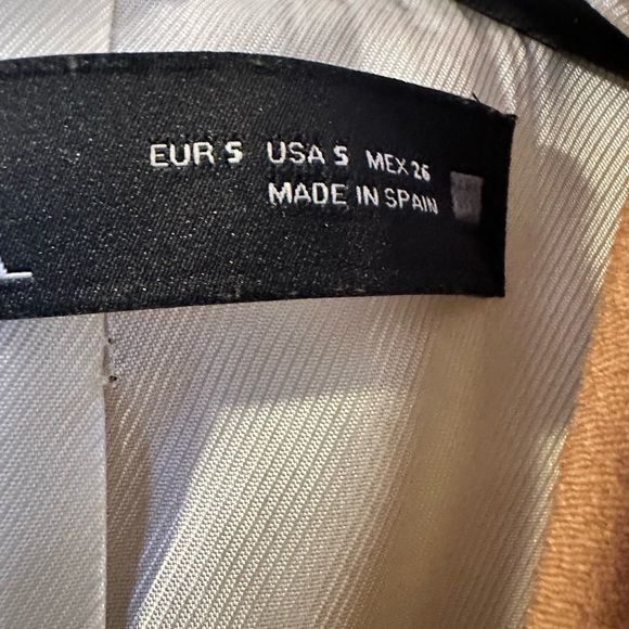 Zara  camel blazer long with gold buttons. Never worn. Classic riding ja… - Picture 4 of 4